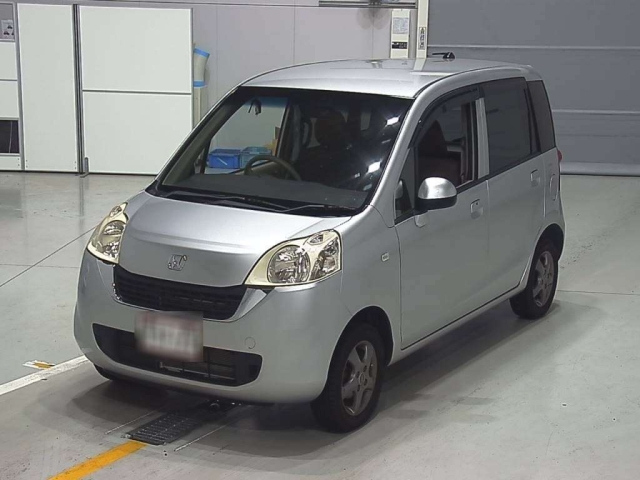 HONDA LIFE 2010