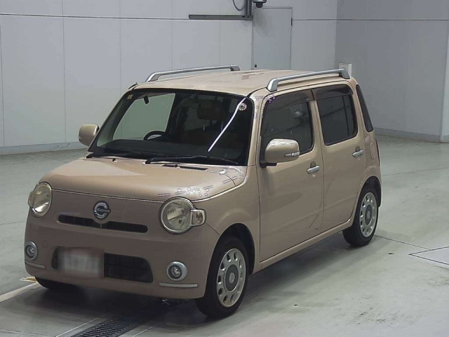 DAIHATSU MIRA 2010