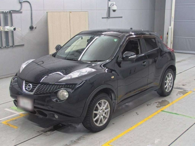 NISSAN JUKE 2010