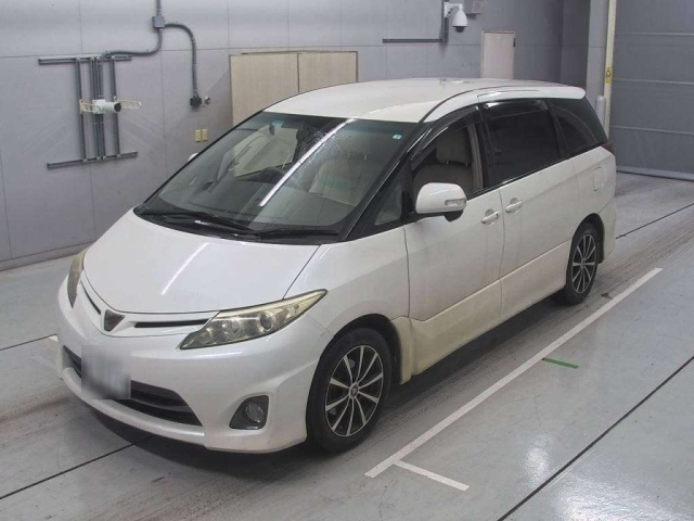 TOYOTA ESTIMA 2009