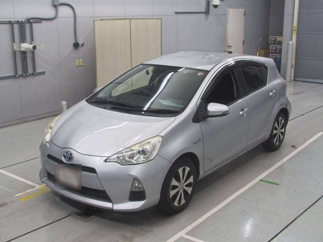 TOYOTA AQUA 2014