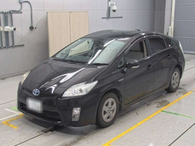 TOYOTA PRIUS 2011