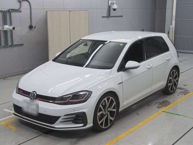VOLKSWAGEN GOLF 2017