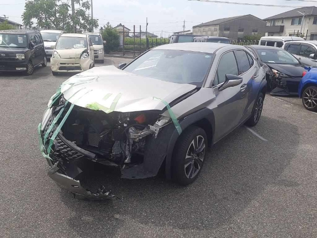 LEXUS UX