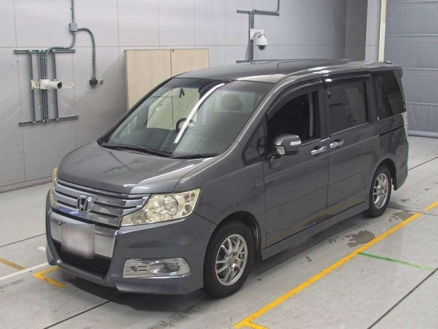 HONDA STEP WAGON 2010