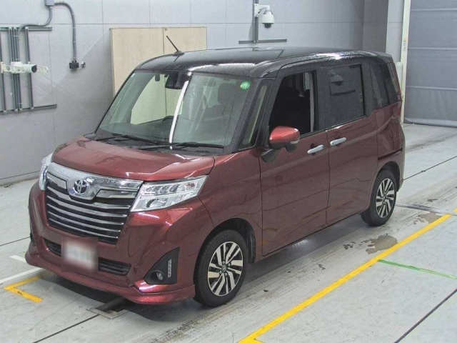 TOYOTA ROOMY 2020