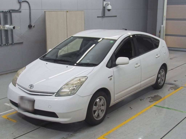 TOYOTA PRIUS 2011