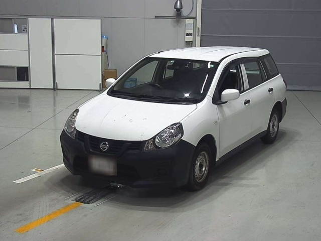 NISSAN AD