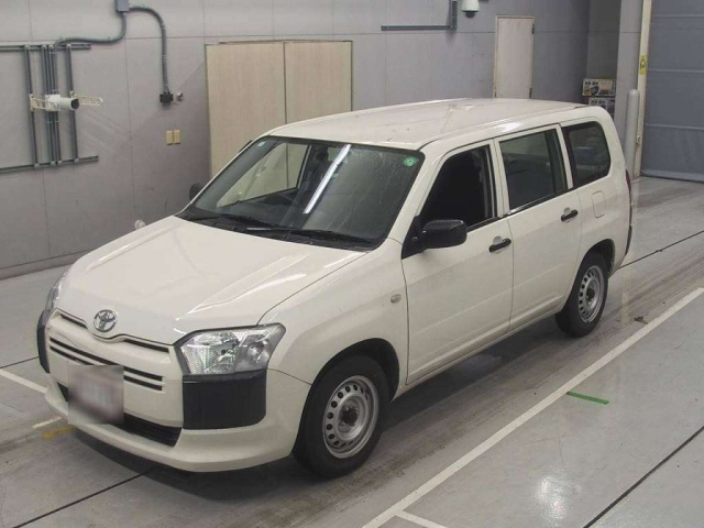 TOYOTA PROBOX 2018