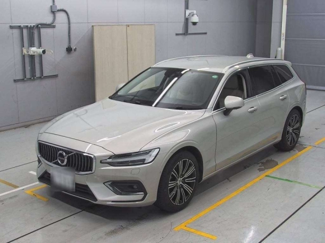 VOLVO V60 2018