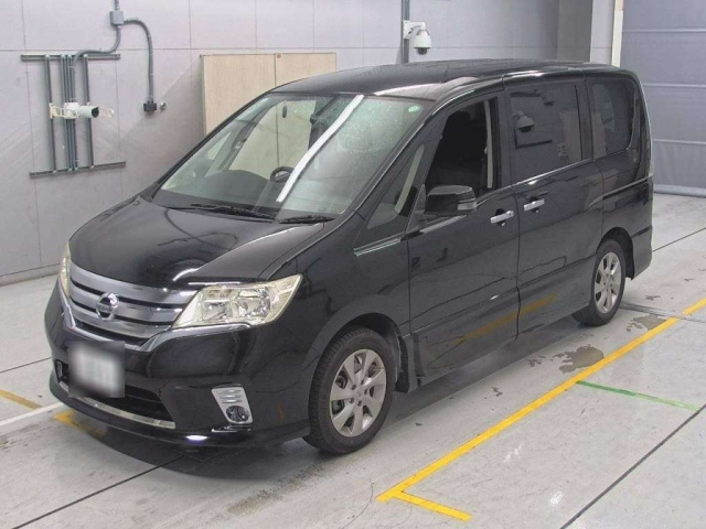 NISSAN SERENA 2011