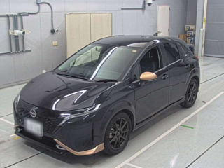 nissan aura