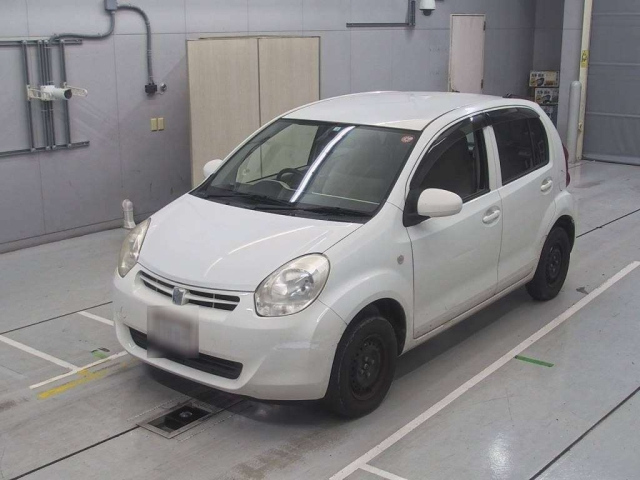 TOYOTA PASSO 2010