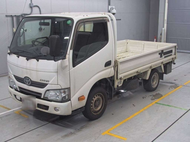 TOYOTA DYNA