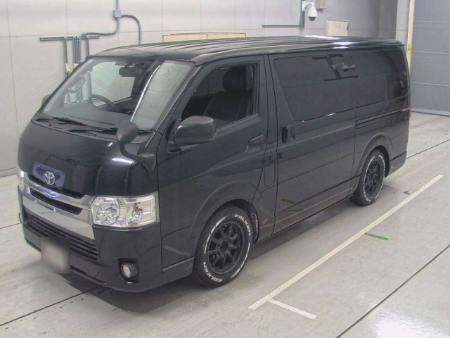 TOYOTA REGIUS ACE VAN