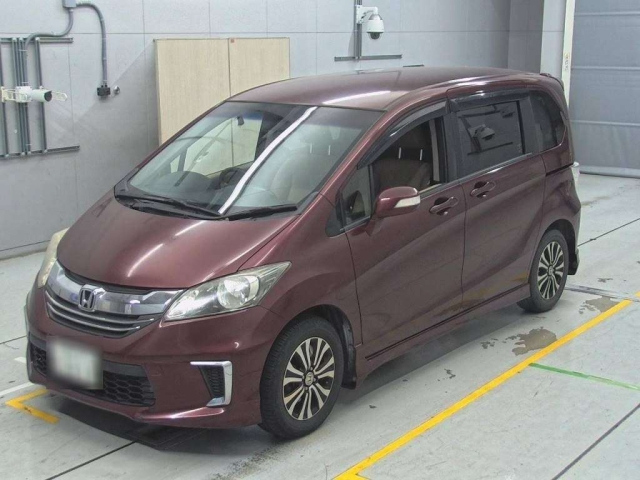 HONDA FREED 2015