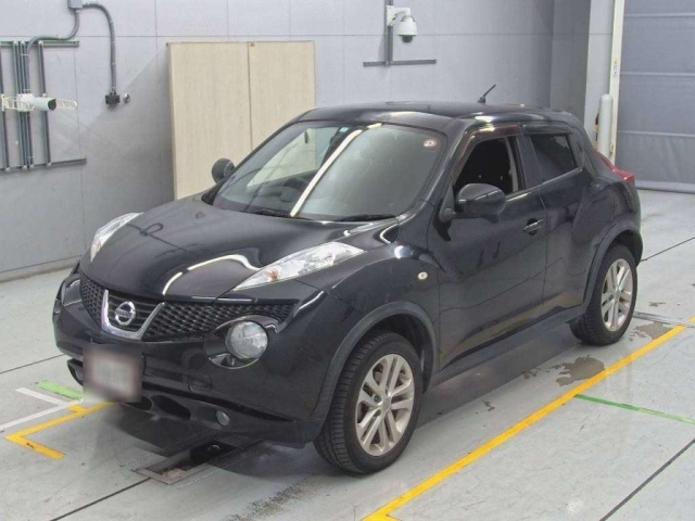 NISSAN JUKE 2010