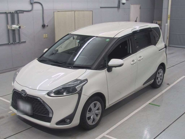 TOYOTA SIENTA 2018