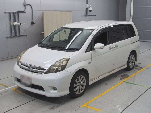 TOYOTA ISIS 2010
