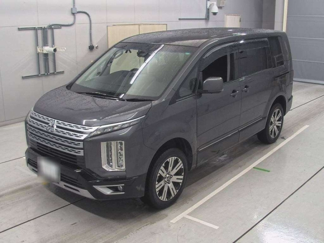 MITSUBISHI DELICA D5 2019
