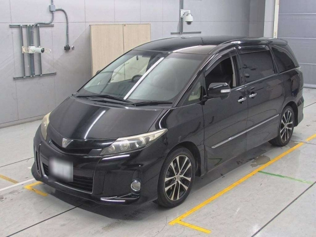 TOYOTA ESTIMA 2013