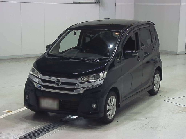 NISSAN DAYZ 2015