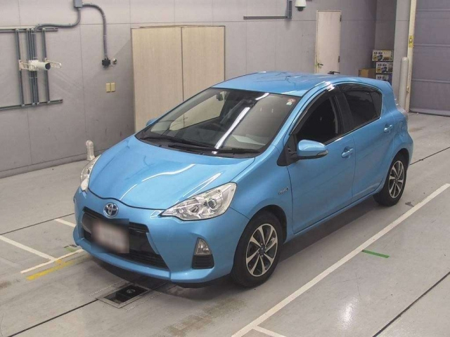 TOYOTA AQUA 2014