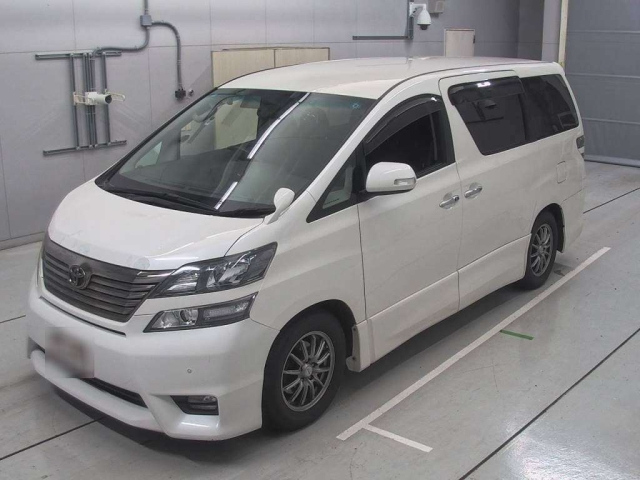 TOYOTA VELLFIRE 2010