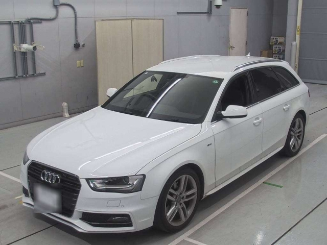 AUDI A4 2013