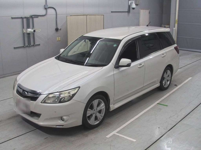 SUBARU EXIGA 2012