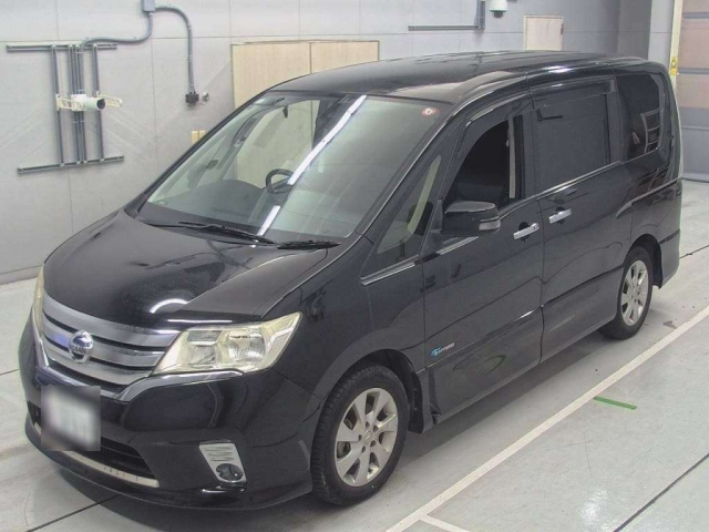 NISSAN SERENA 2013