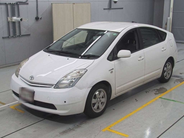 TOYOTA PRIUS 2012