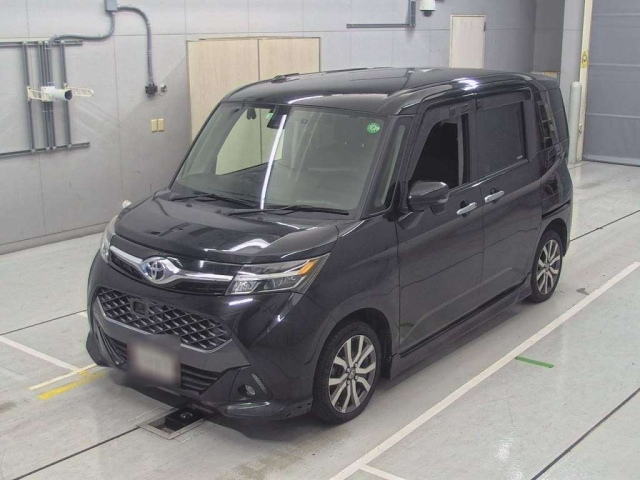 TOYOTA TANK 2018