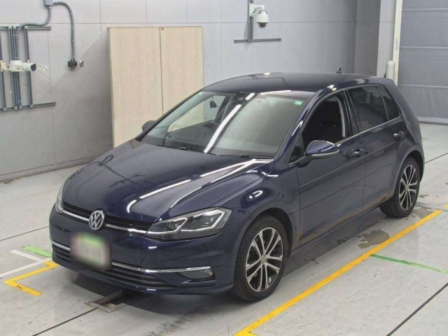 VOLKSWAGEN GOLF 2021