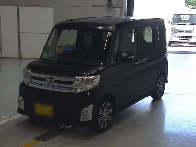 DAIHATSU TANTO 2014