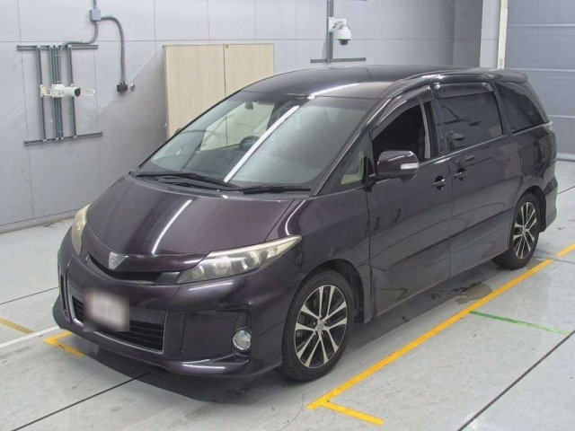 TOYOTA ESTIMA 2013