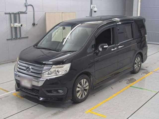 HONDA STEP WAGON 2012