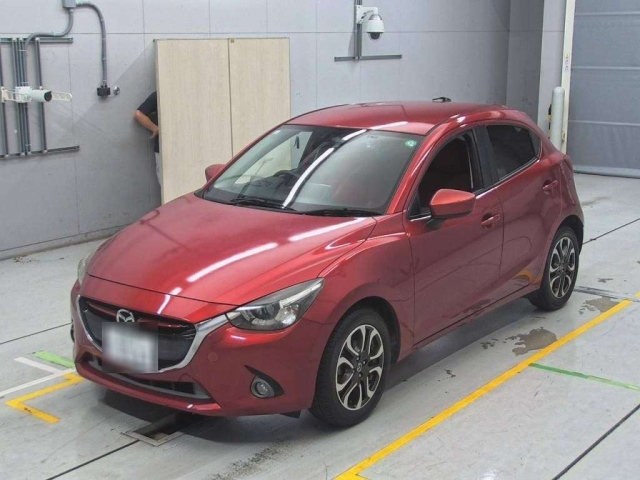 MAZDA DEMIO 2015