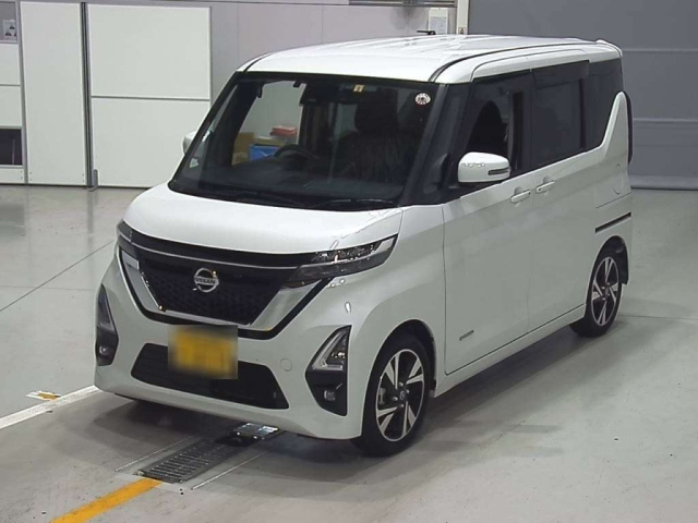 NISSAN ROOX 2023