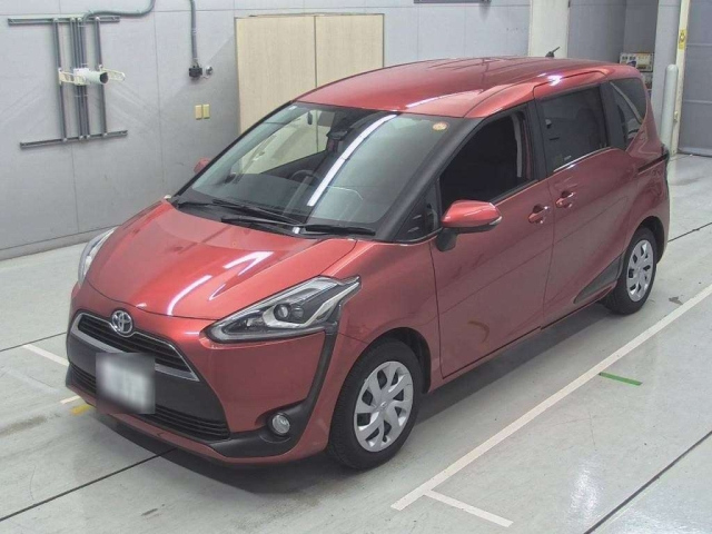 TOYOTA SIENTA 2017