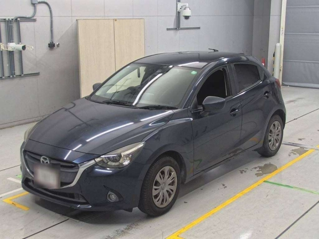 MAZDA DEMIO 2015