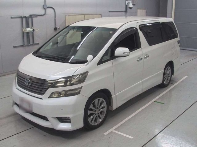 TOYOTA VELLFIRE 2010