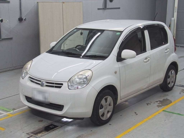 TOYOTA PASSO 2011