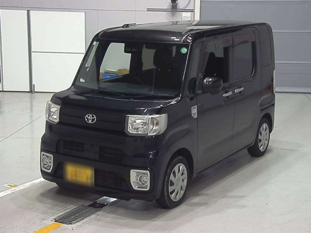 TOYOTA PIXIS MEGA 2019