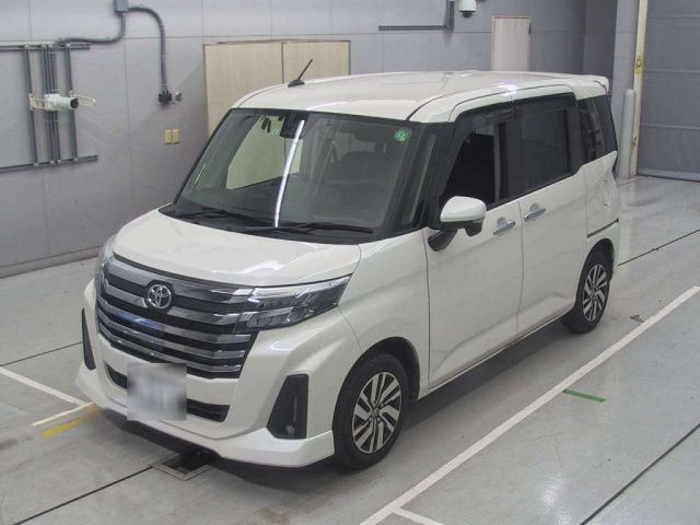 TOYOTA ROOMY 2023