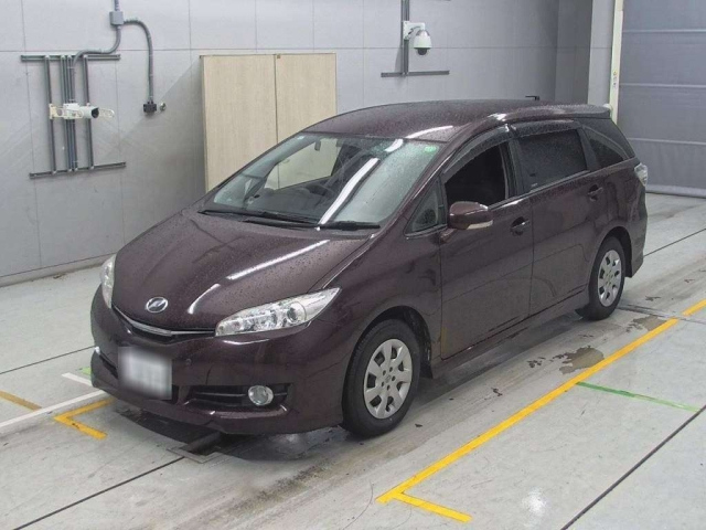 TOYOTA WISH 2017
