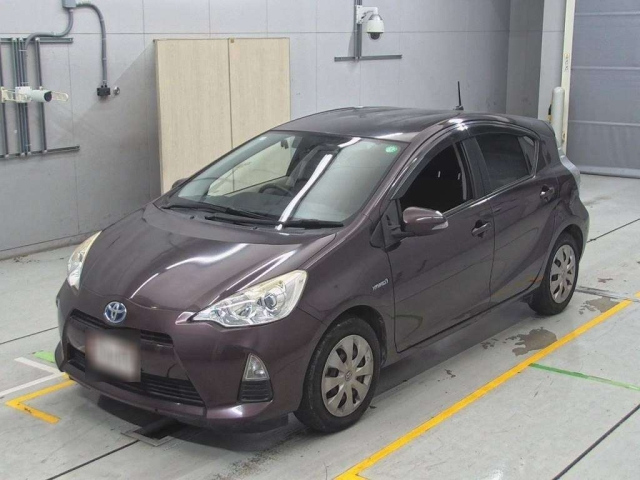 TOYOTA AQUA 2014
