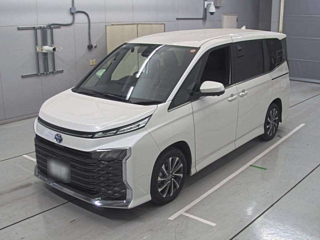 TOYOTA VOXY 2025