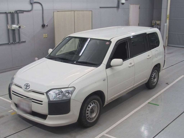 TOYOTA PROBOX 2018