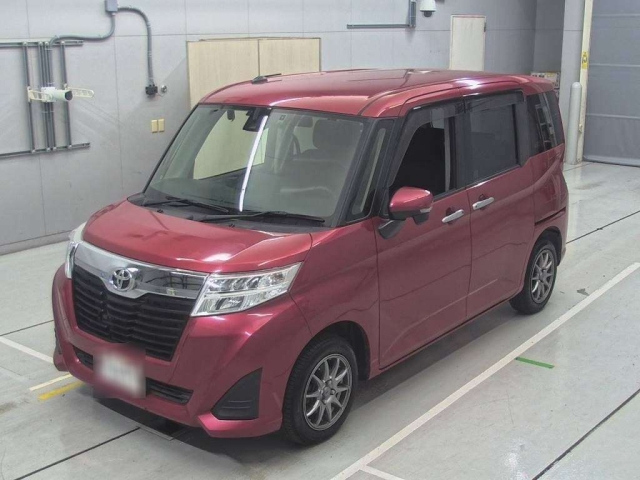 TOYOTA ROOMY 2018